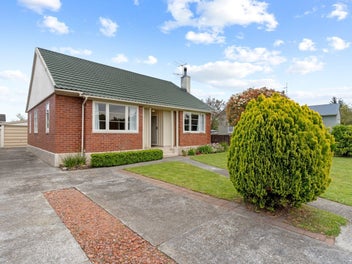 24 Masters Crescent, Masterton