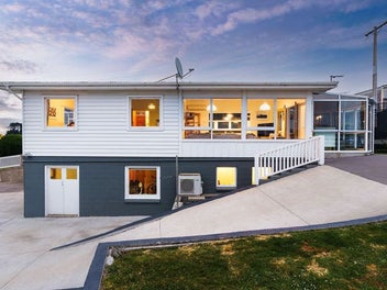 46 Aberdeen Road, Saint Clair, Dunedin