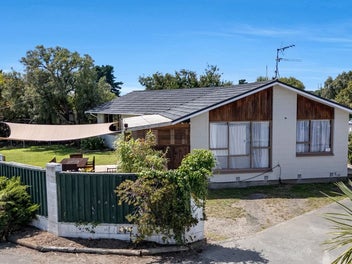 10 Jade Place, Parklands, Christchurch