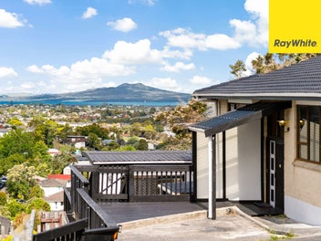 2/39 Sunset Road, Tōtara Vale, Auckland