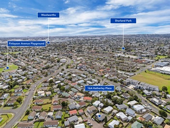 16A Hatherley Place, Clendon Park, Auckland