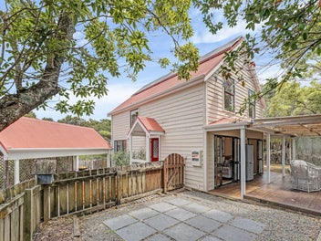 1/9 Antrim Grove, Bayview, Auckland