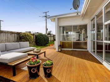 191 Seaview Road, Westown, New Plymouth
