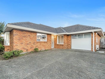 3/7 Frost Road, Mount Roskill, Auckland