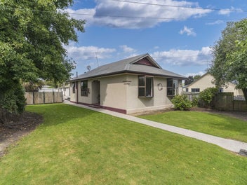 77 Ajax Street, Milton