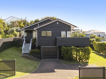 215 Victoria Road, Devonport, Auckland