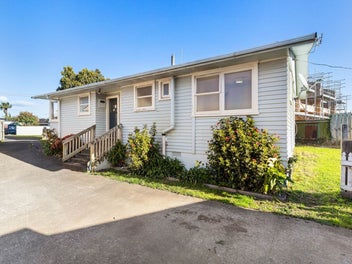 11 Evelyn Street, Papatoetoe, Auckland