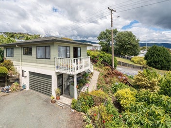 2/293 Annesbrook Drive, Annesbrook, Nelson