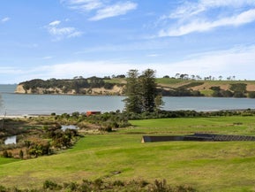 8 Taha Puke Road, Okura Bush, Silverdale