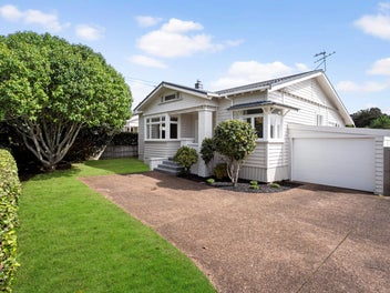 13 Kitenui Avenue, Mount Albert, Auckland 
