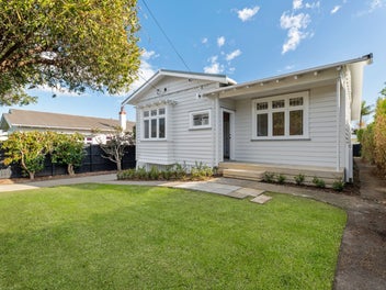 6 Curzon Street, Onehunga, Auckland