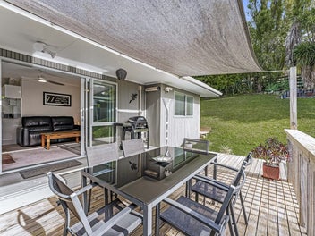 4/17 Houghton Street, Meadowbank, Auckland