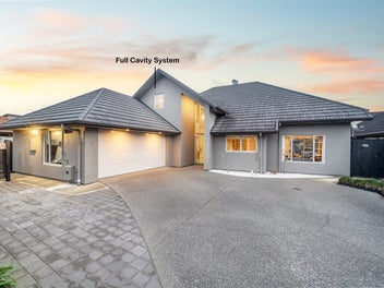 8 Deerfield Place, Flat Bush, Auckland