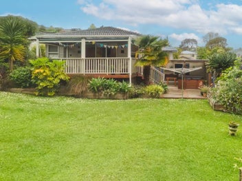 36 Sequoia Place, Sunnynook, Auckland