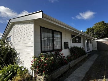 77 Park Road, Belmont, Lower Hutt