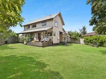 3 Sargeson Place, Leamington, Cambridge
