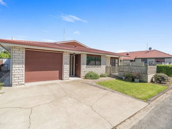 15D Holyrood Terrace, Waipukurau, Waipukurau