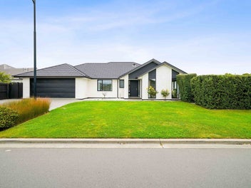 2 Blunden Road, Lincoln, Lincoln