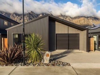 25 Friesian Close, Jacks Point, Queenstown