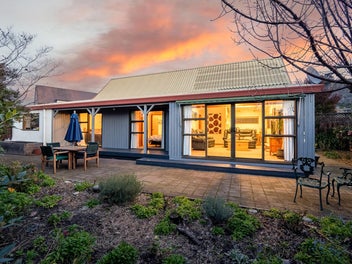 2/43A Main Road, Redcliffs, Christchurch