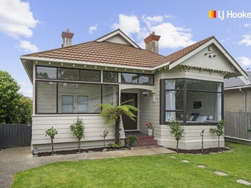168 Victoria Road, Saint Clair, Dunedin