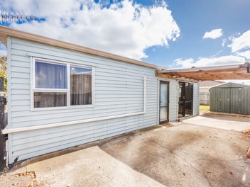 16A Fairs Road, Milson, Palmerston North