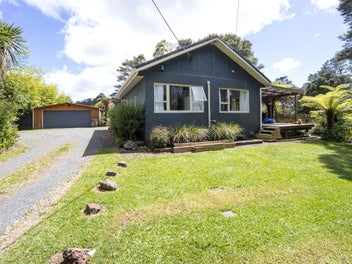 186 Candia Road, Henderson Valley, Auckland