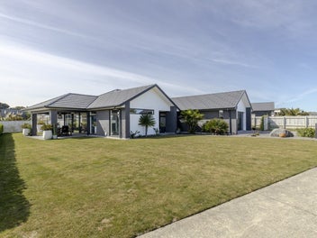 44 Coby Sydney Drive, Bell Block, New Plymouth