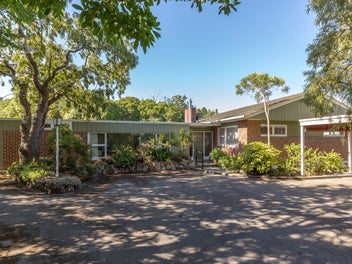 8 Terrace End, Lansdowne, Masterton