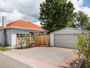 996 Tremaine Avenue, Roslyn, Palmerston North