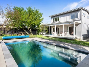 25 Stevenson Road, Clarks Beach, Clarks Beach