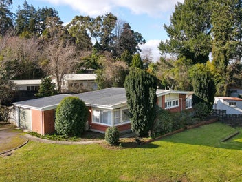 1 Russell Crescent, Western Heights, Rotorua