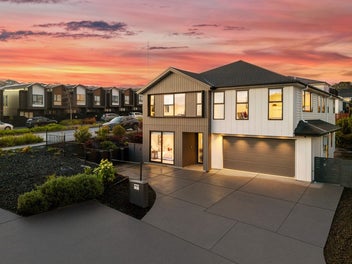 1 Luff Place, Long Bay, Auckland
