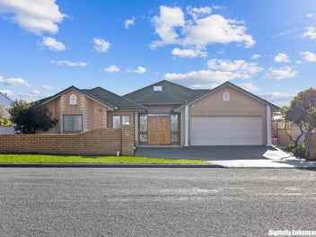 128 Lake Terrace Road, Burwood, Christchurch