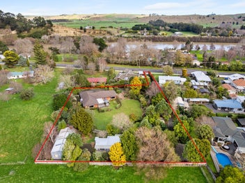 445 Somme Parade, Aramoho, Whanganui