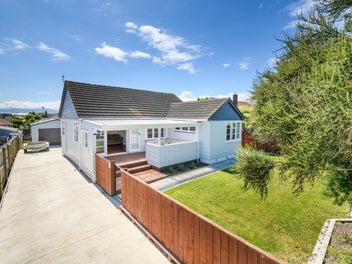 9 Mersey Terrace, Roslyn, Palmerston North