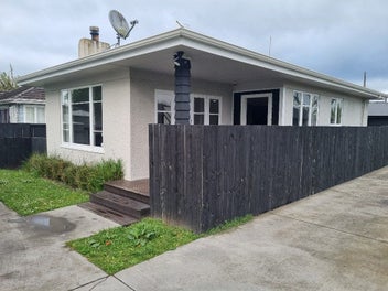 399 Peachgrove Road, Fairfield, Hamilton