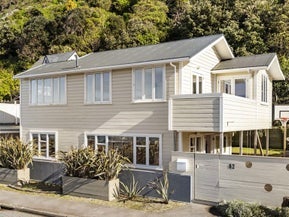 82 Owhiro Bay Parade, Owhiro Bay, Wellington
