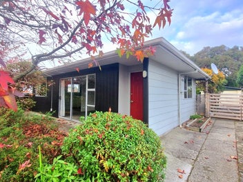 18 Chums Road, Paraparaumu Beach, Paraparaumu