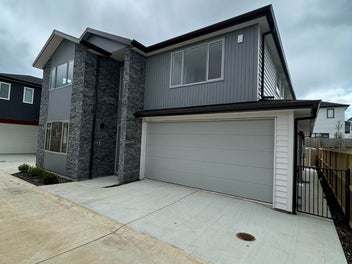 15B Gulf Crest, Bucklands Beach, Auckland