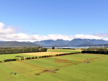 50 Harmana Lane, Manapouri, Manapouri