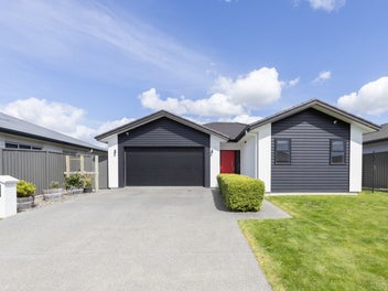 5 Manganui Place, Te Awa, Napier