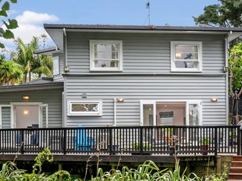 10 Blakewell Place, Beachlands, Auckland