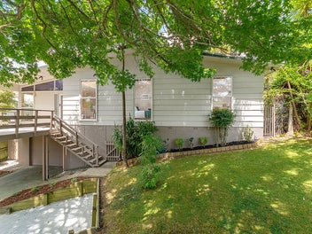 25 Bellringer Road, Massey, Auckland