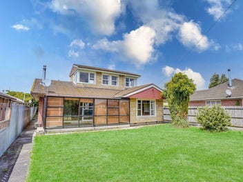 129 Springs Road, Hornby, Christchurch