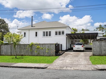 1/21 Abbotleigh Avenue, Te Atatū Peninsula, Auckland
