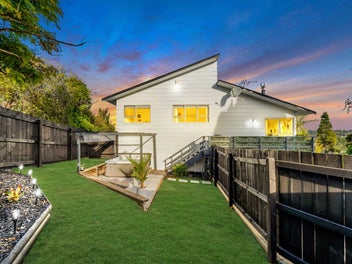 1/28 Noeleen Street, Glenfield, Auckland