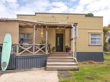 55 Wainui Road, Raglan, Raglan