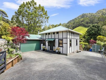 35 Whatipu Road, Huia, Auckland