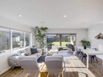 54 Eriksen Road, Te Awa, Napier